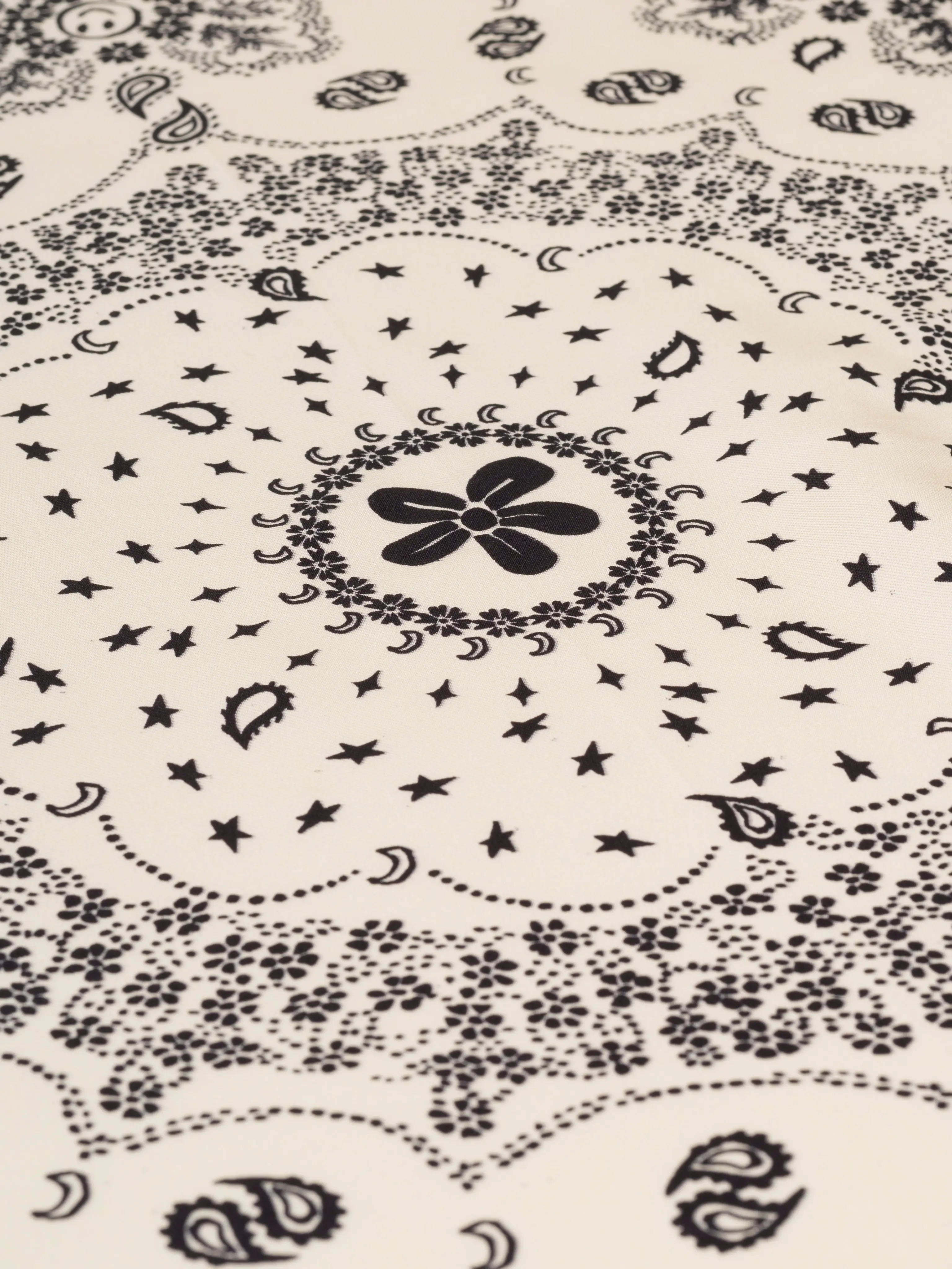 Bandana Classique en Soie - ÉCRU - Petit Modèle - Image 4