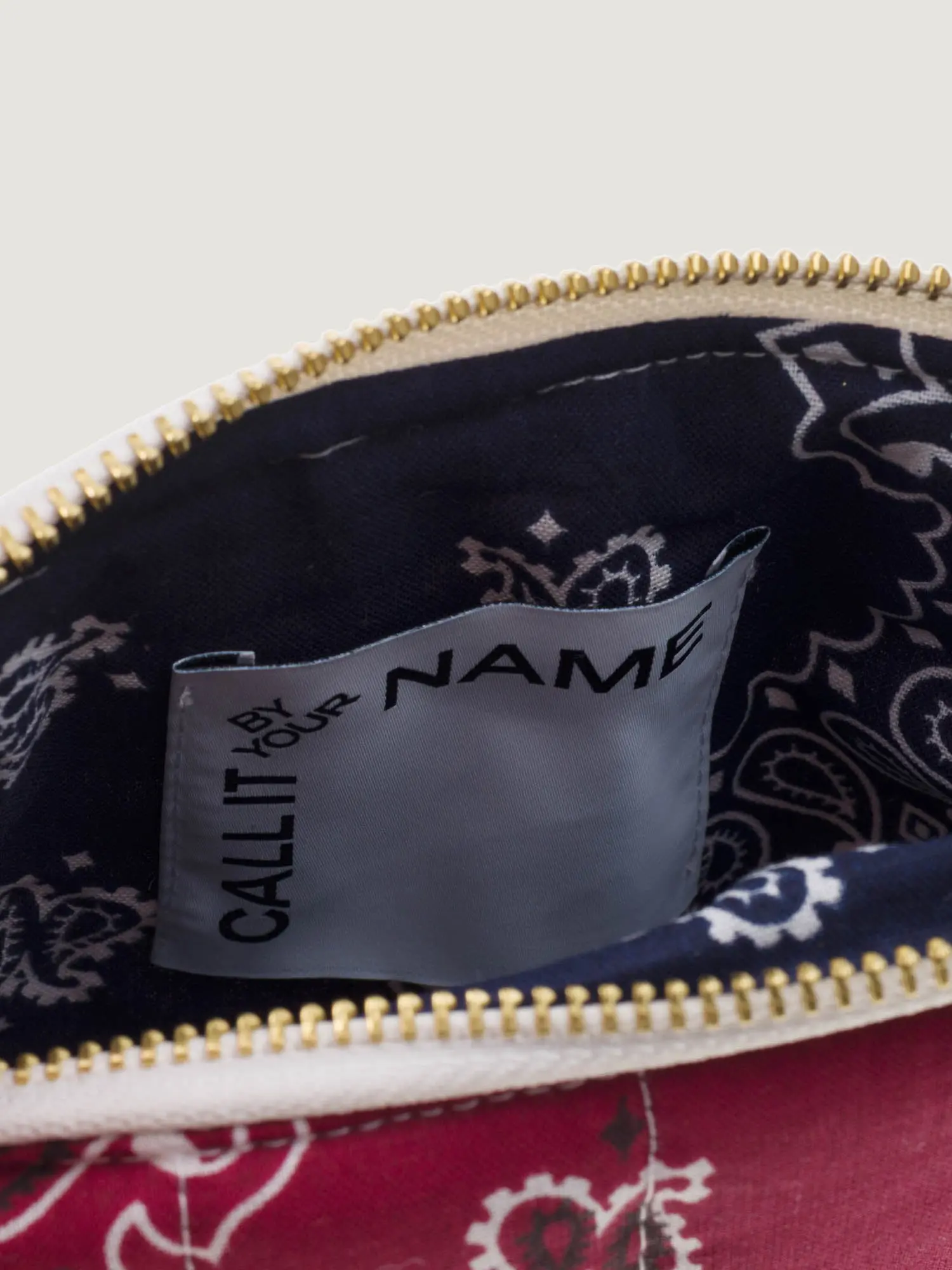 Mini Pochette - Petite broderie personnalisée - Image 4