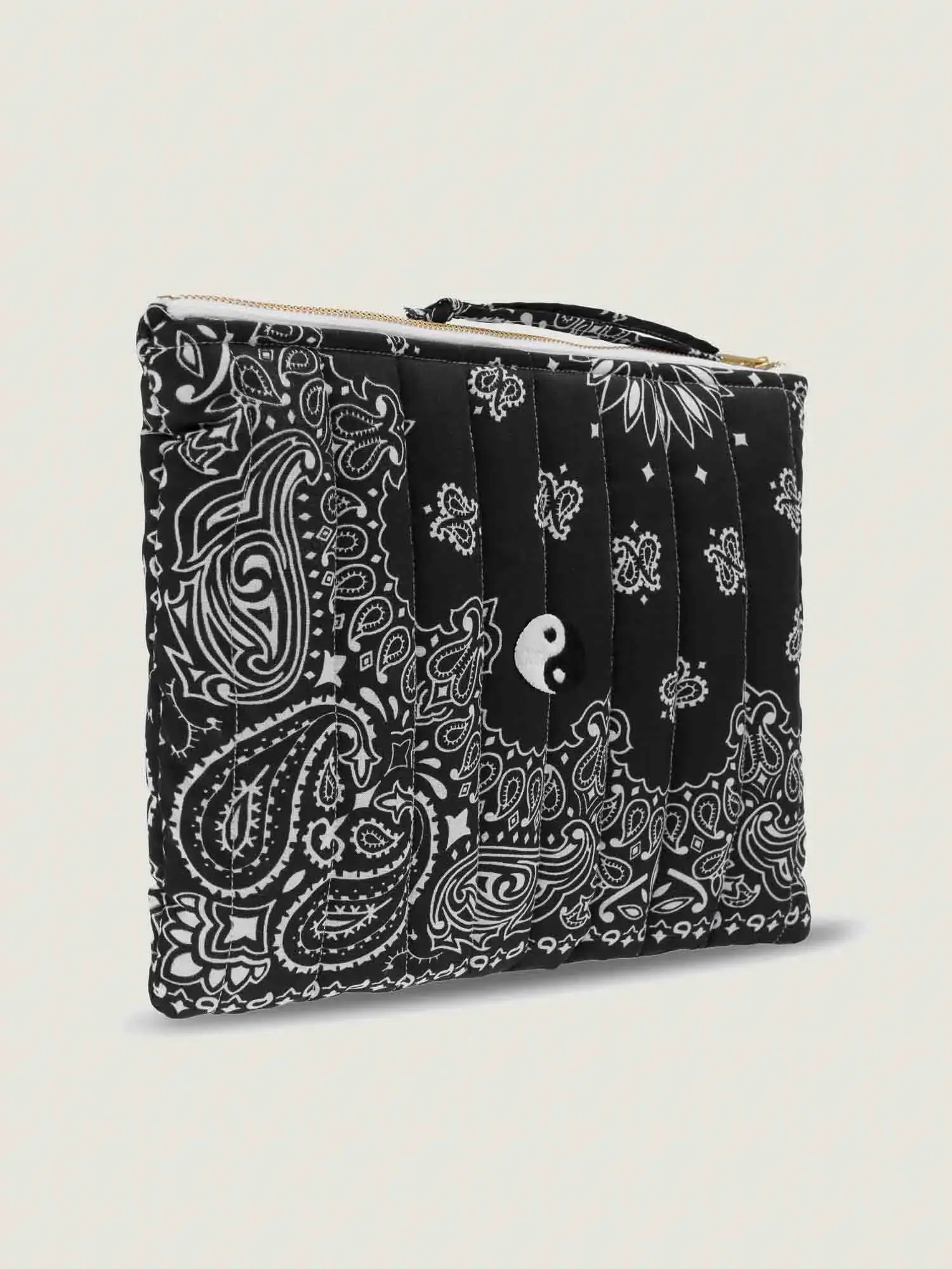 Pochette Zippée Matelassée - YIN & YANG - All Black - Image 5